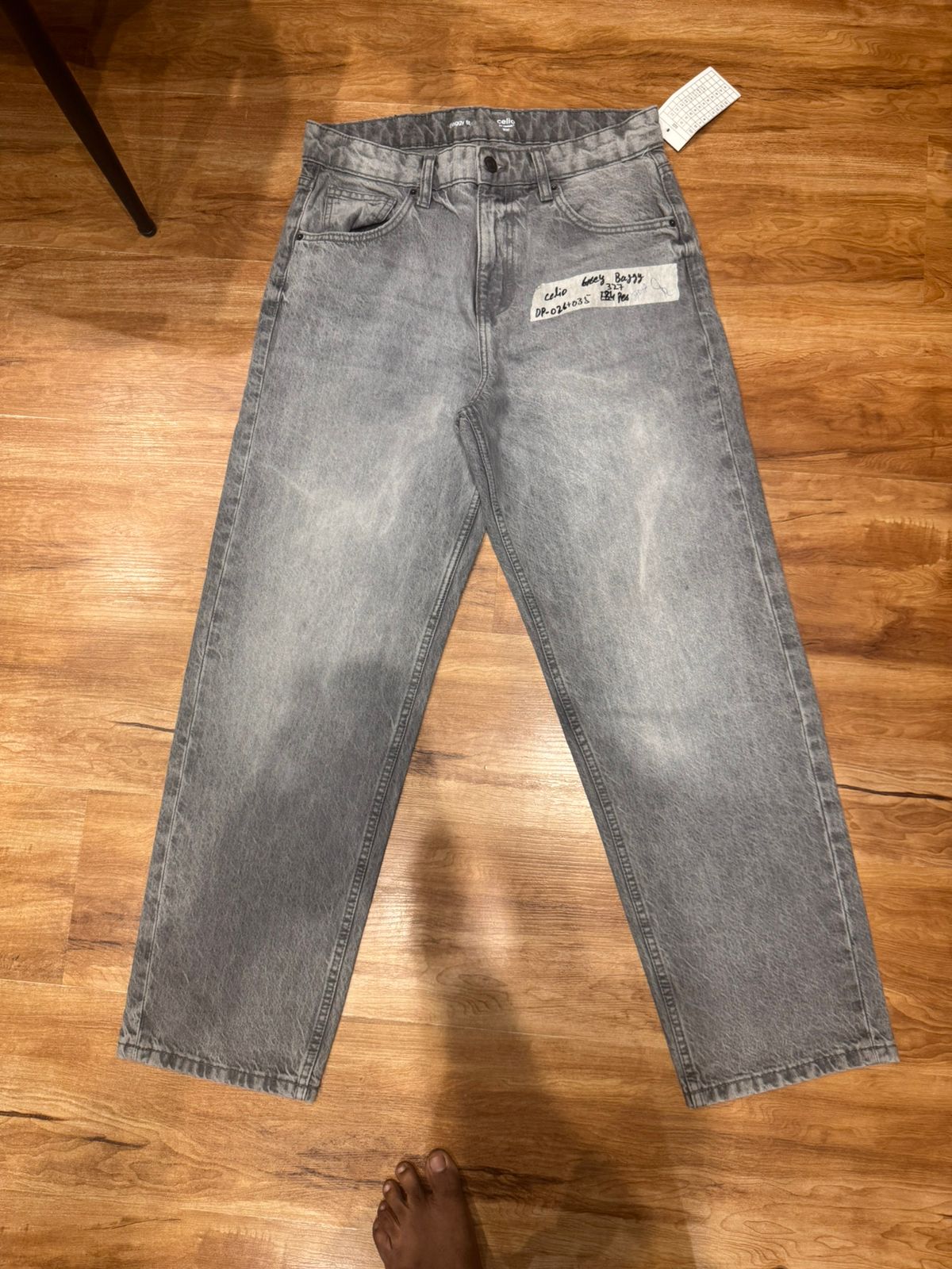 Grey Washed Relaxed DENIM